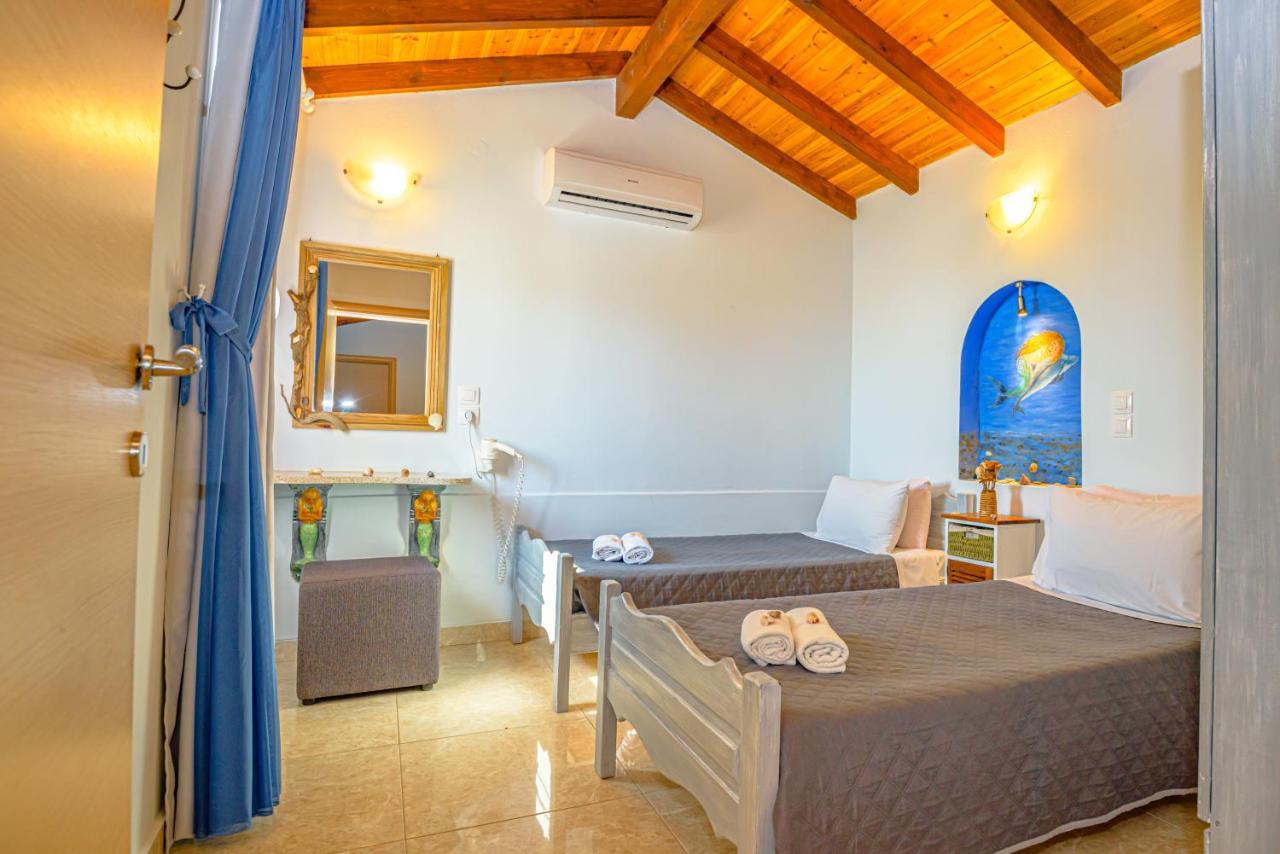 Elena's Seaside &