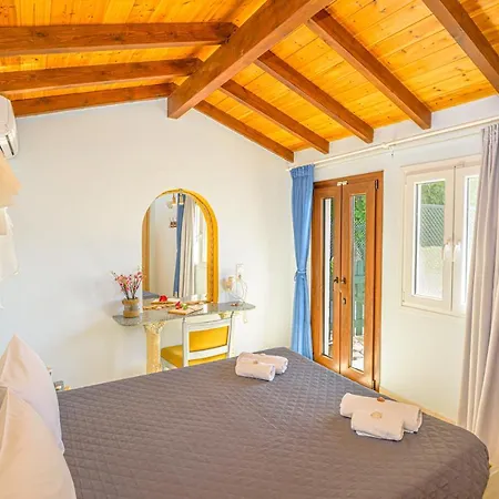 Elena'S Seaside Apartments & Studios Agios Gordios  Buitenkant foto