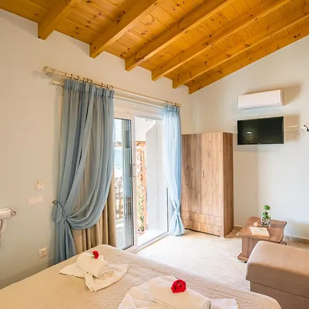 Elena'S Seaside Apartments & Studios Agios Gordios  Buitenkant foto