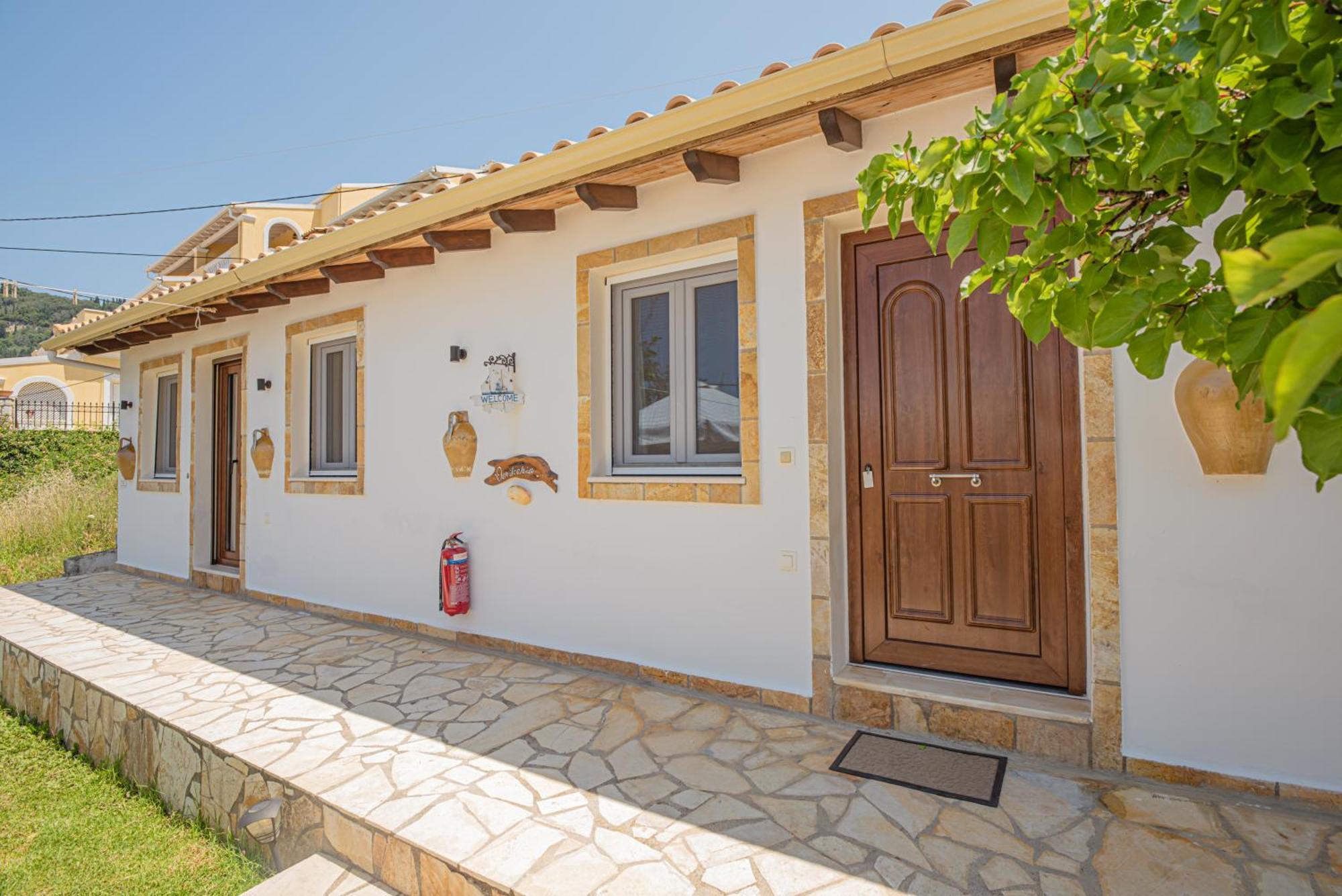 Apartment Elena's Seaside & Agios Gordios (Corfu)